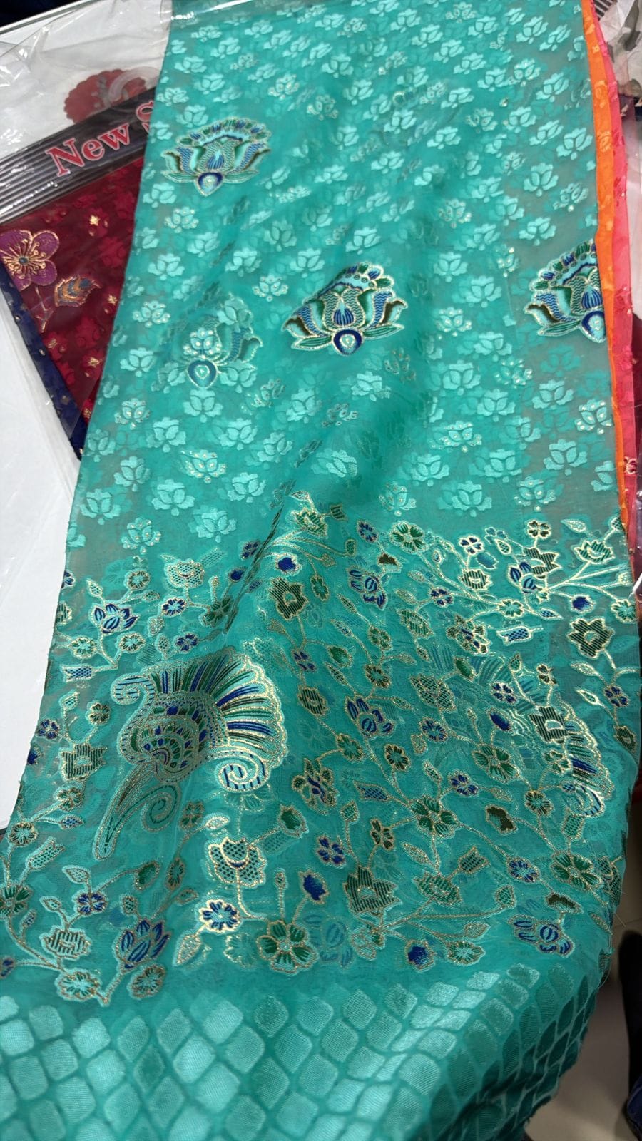 30x30 Brasso fabric for sarees and saree borders — wholesale from Surat view 1